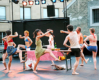 Live & Dance